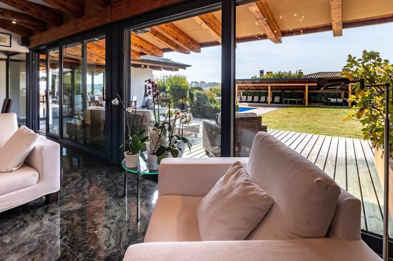 Casa Itram Fantastica Casa En El Girones Villa Girona Spain